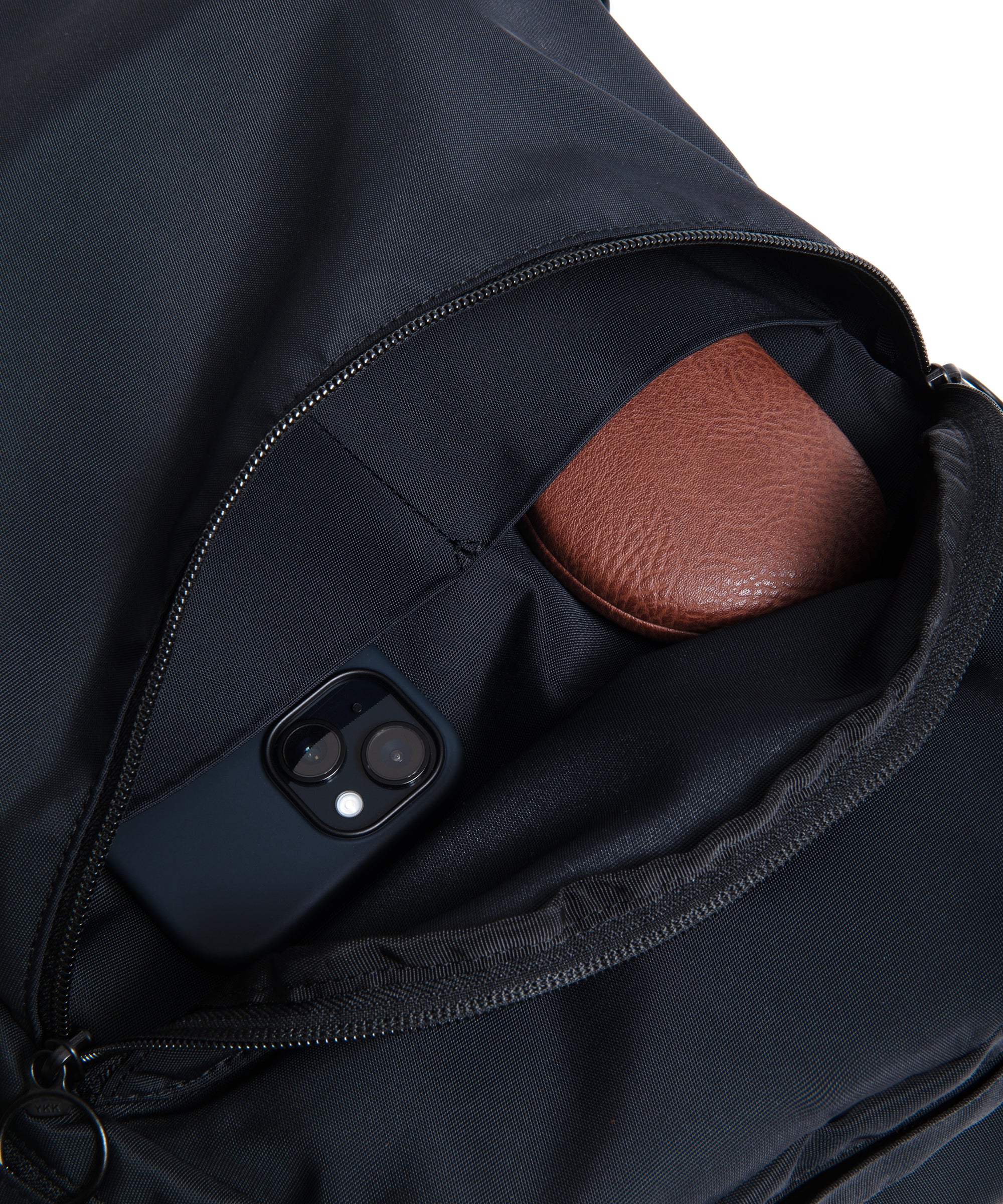と*い様 traart CAROL Series バックパック CAROL Series | Medium Backpack | Black – TRAART