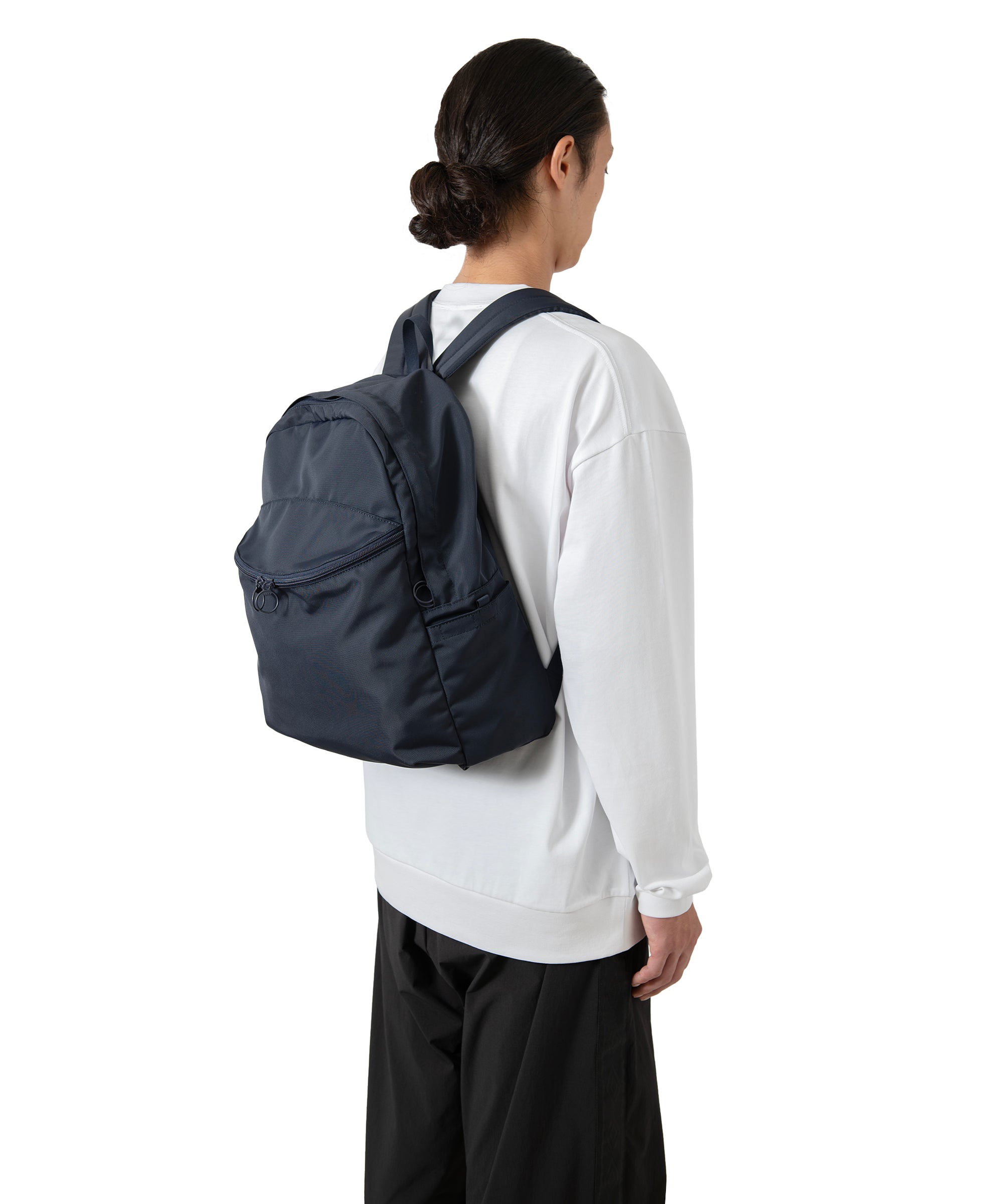 と*い様 traart CAROL Series バックパック CAROL Series | Medium Backpack | Black – TRAART